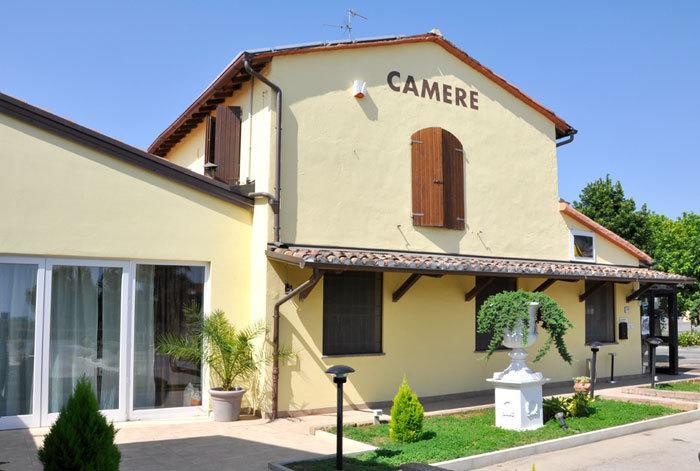 Locanda Del Lupo Faenza Exterior foto